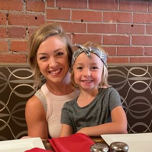 Meet your Posher, Holly